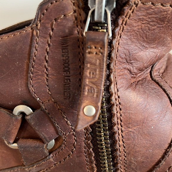 TEVA-BROWN LEATHER ANKLE BOOTS - Picture 3 of 14
